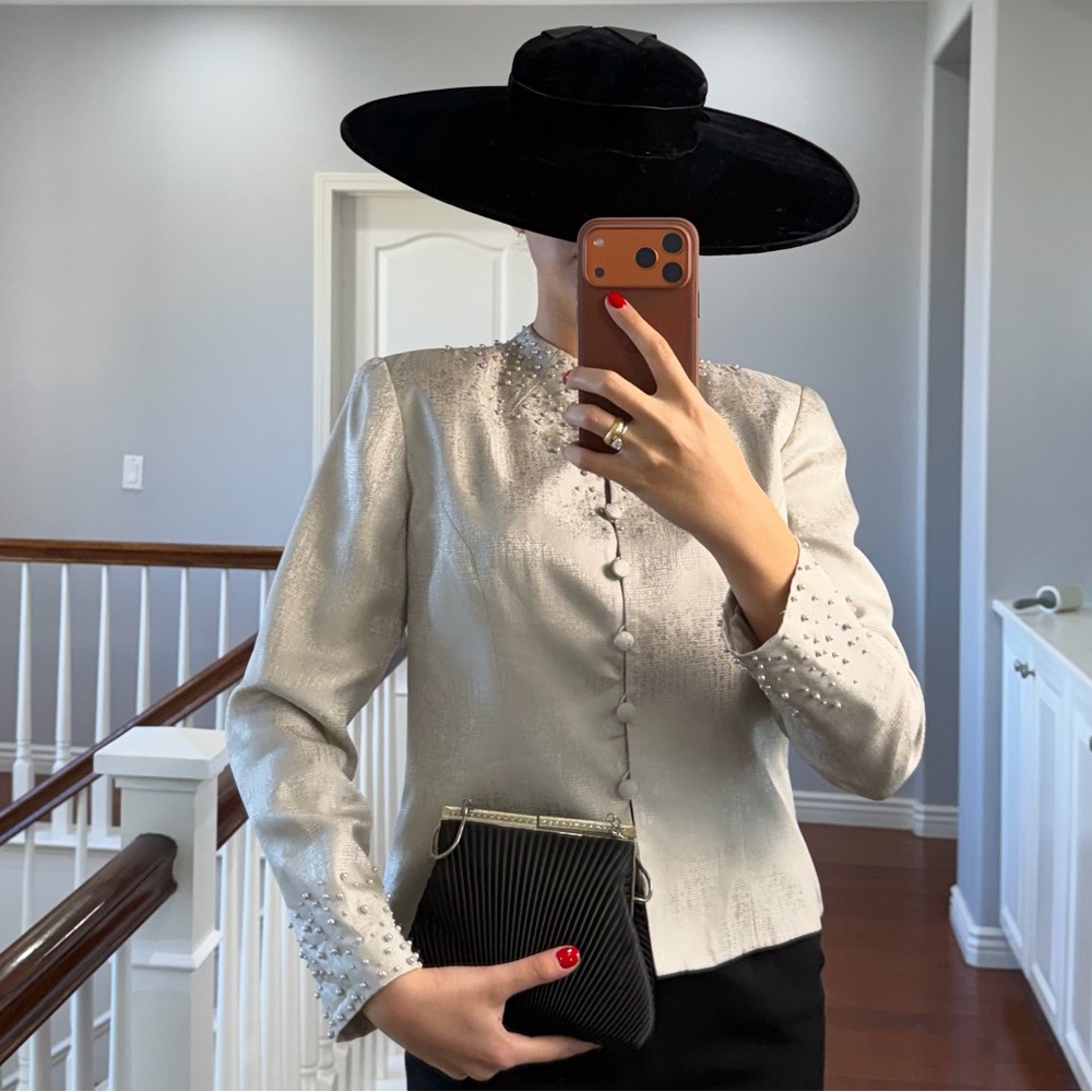 Elegant Silver Women's Blouse with Button Detailing - Picture 3 of 12